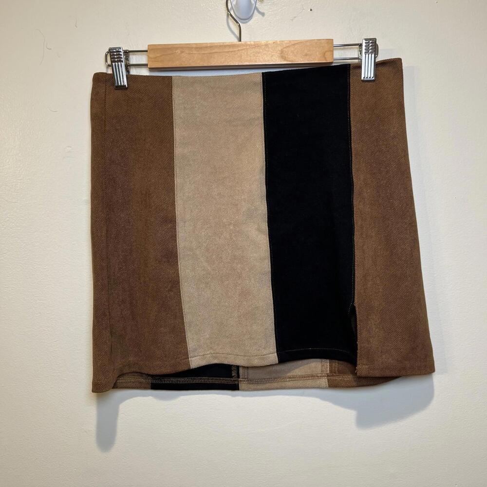 Altar’d State Suede Mini Skirt‎ Women’s Size M Color block